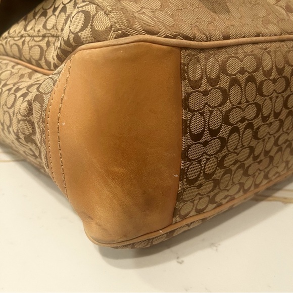 Coach Messenger Bag Brown Khaki - Picture 11 of 17